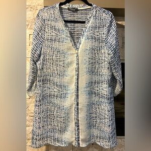 Michael Tyler Top, perfect for your next paradise vacation size Medium